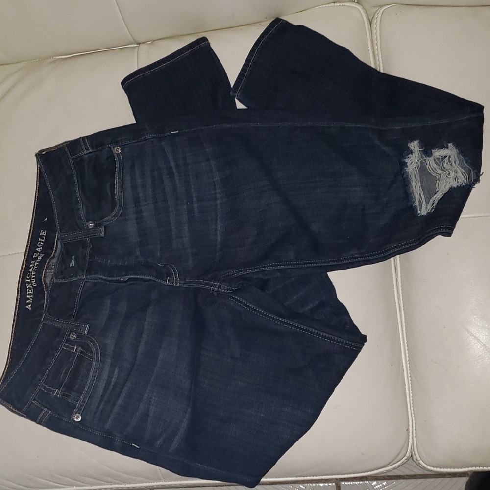 American Eagle tomgirl jeans
